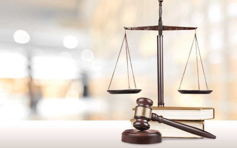 IURA NOVIT CURIA Y EL PRINCIPIO DE CONGRUENCIA: ¿GARANTÍA O INDEFENSIÓN?