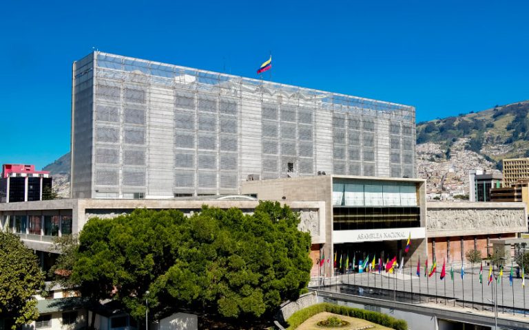 PERSPECTIVA POLÍTICA Y GEOPOLÍTICA