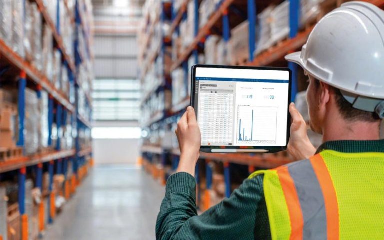 Transformación Digital: El Motor Clave para Impulsar la Productividad y Competitividad en la Operación Logística de Centros de Distribución en Ecuador